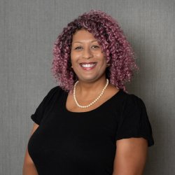 image of lynn ellis